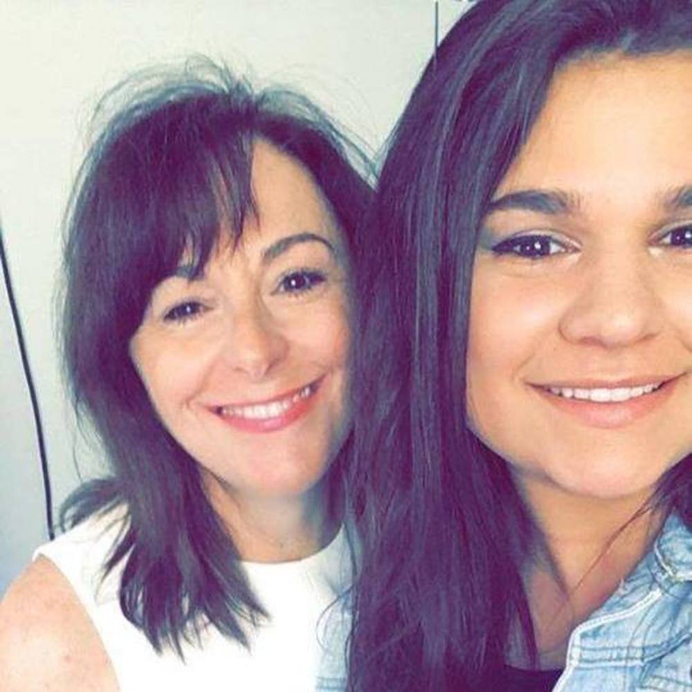 Meet your Posher, Polly